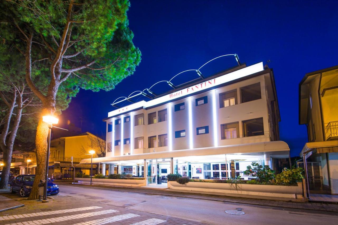 Hotel Fantini Gatteo a Mare Exterior foto